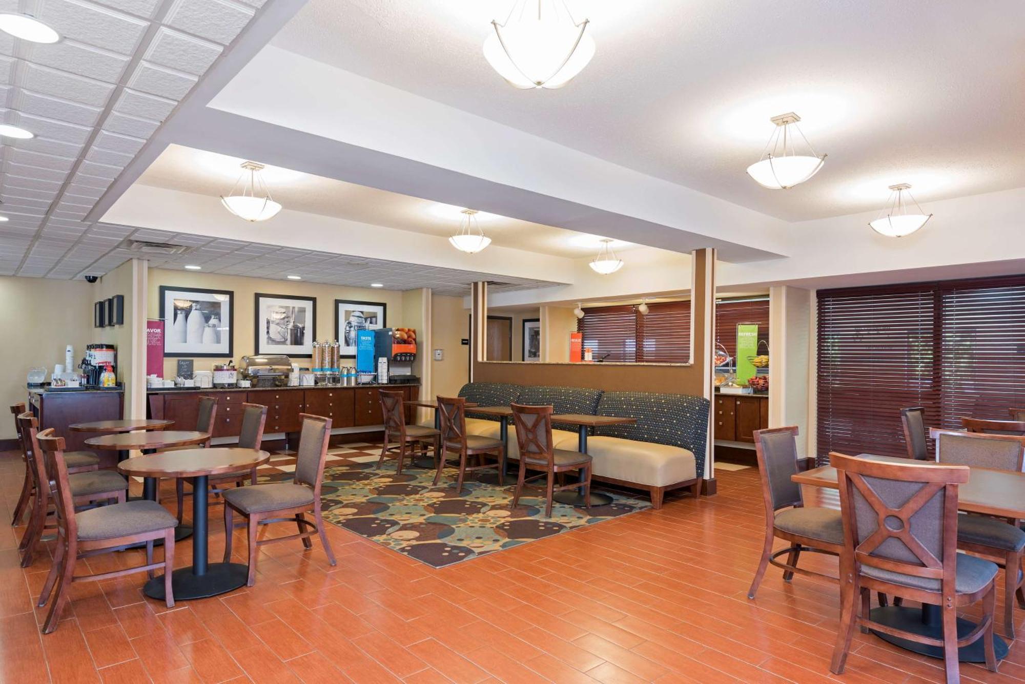 Hampton Inn פורט הורון מראה חיצוני תמונה